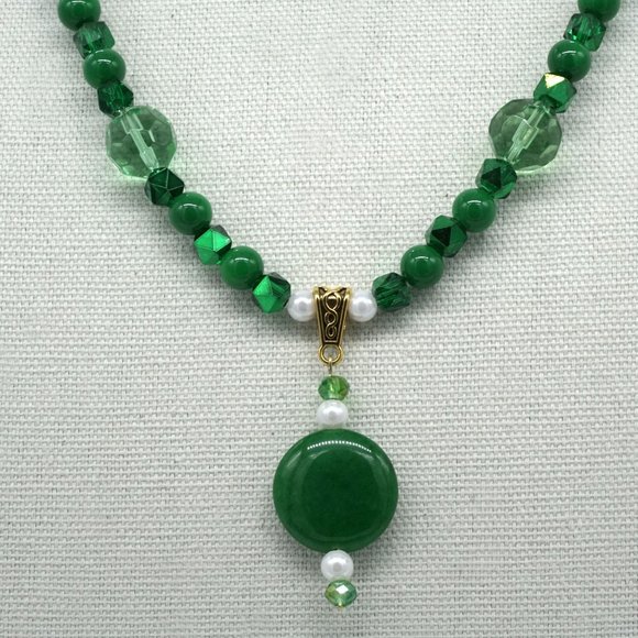 Necklace with Agate stones, Crystals and Pearls. - Picture 3 of 3